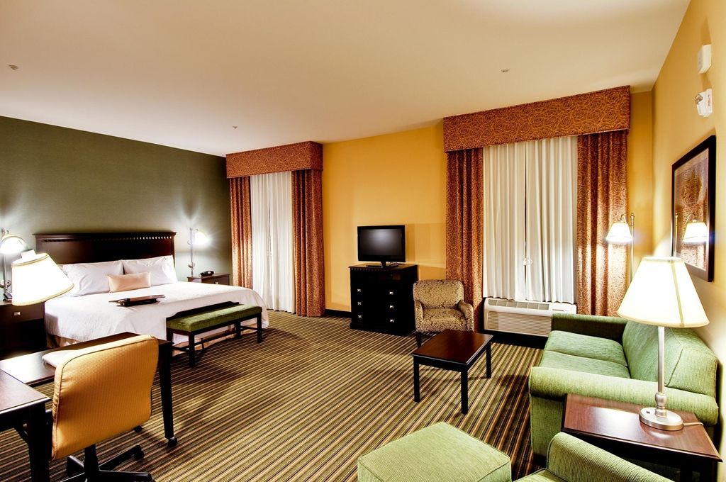 Hampton Inn & Suites Fort Belvoir Alexandria South Værelse billede